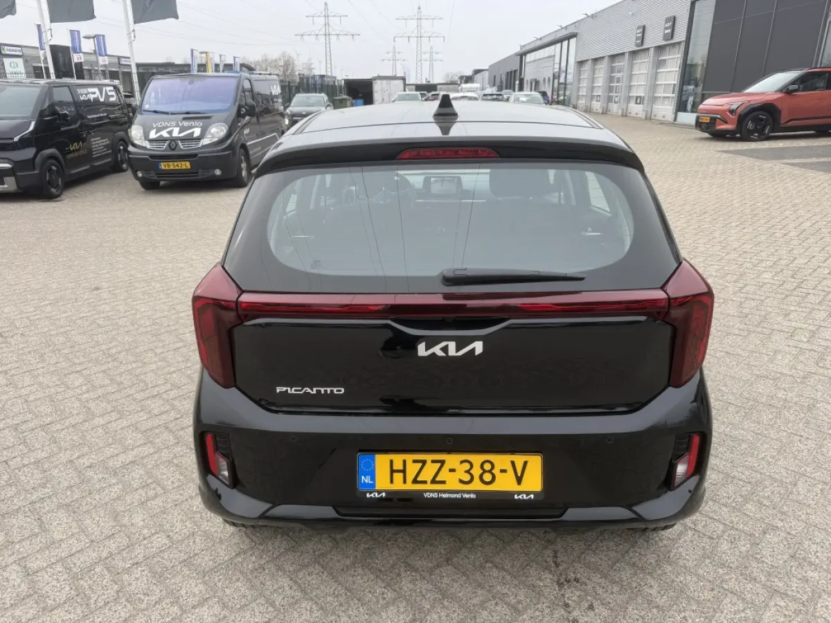 1.0 DPi DynamicLine NAVIGATIE + CAMERA - Apple CarPlay / Androi