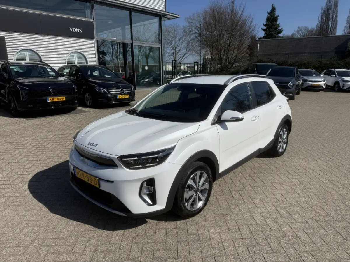 1.0 T-GDi MHEV DynamicPlusLine NAVI + CAMERA Stoel + Stuurverw.