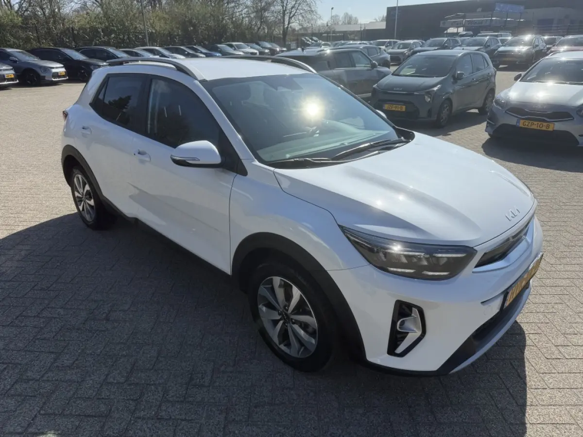 1.0 T-GDi MHEV DynamicPlusLine NAVI + CAMERA Stoel + Stuurverw.