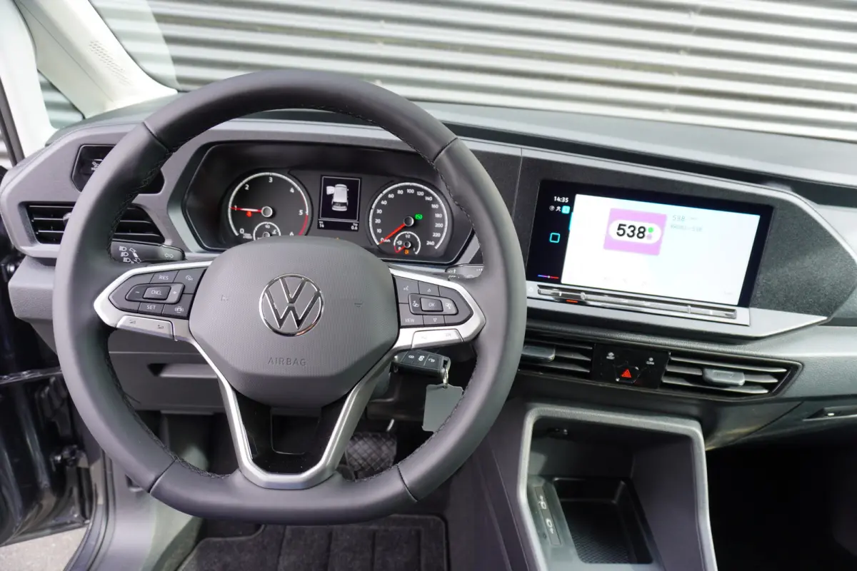 122pk Automaat Style Apple Carplay Digitaal dashboard Navigatie Cruise control 17" Velgen Parkeersensoren