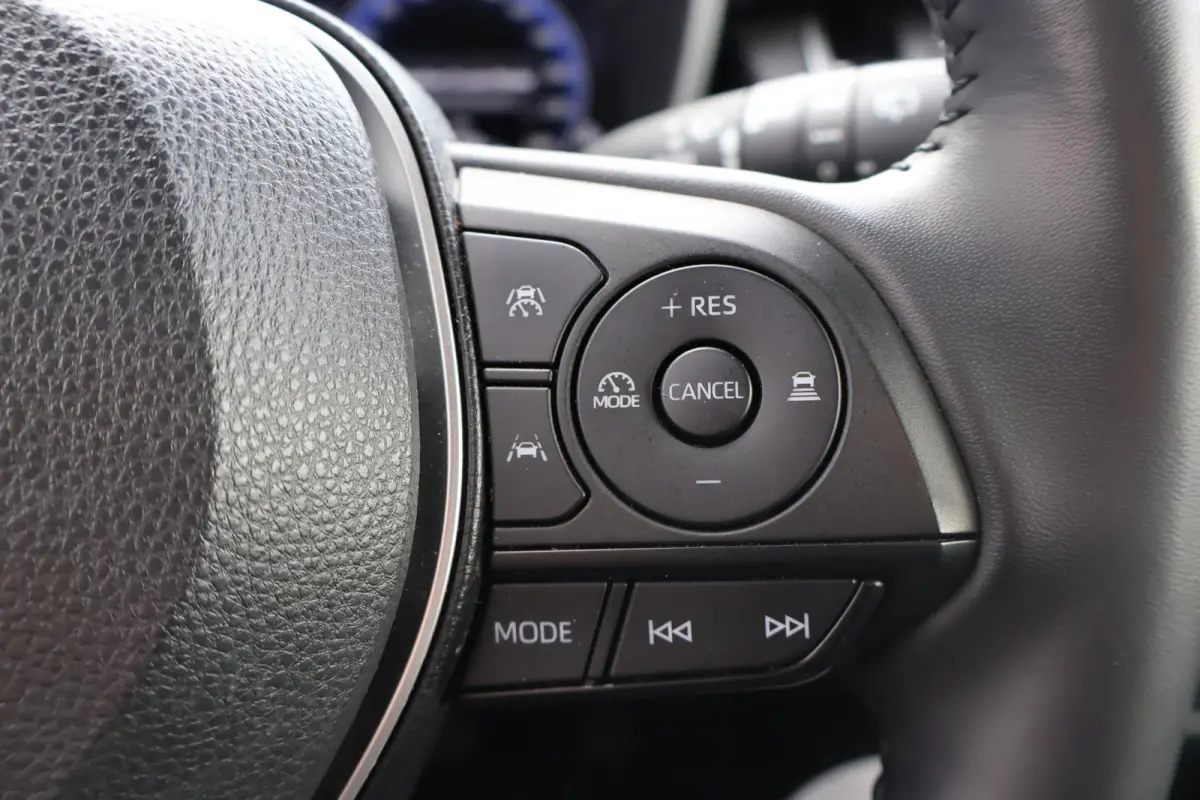 2.0 High Power Hybrid Active 1e Eigenaar | Volledig Onderh | NAP | BTW | Camera | Navi | Carplay | Bots | ACC | DAB | Keyless