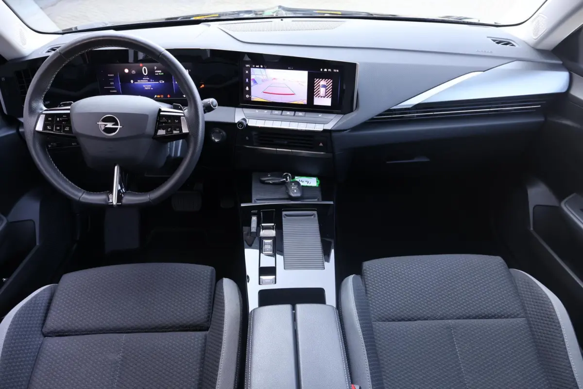 1.6 Hybrid Business Edition 1e Eigenaar | Volledig Onderh | NAP | BTW | Winterpack | Camera | Navi | 1 Kabel | Carplay | Climate |  LED | DAB | Keyless | PDC