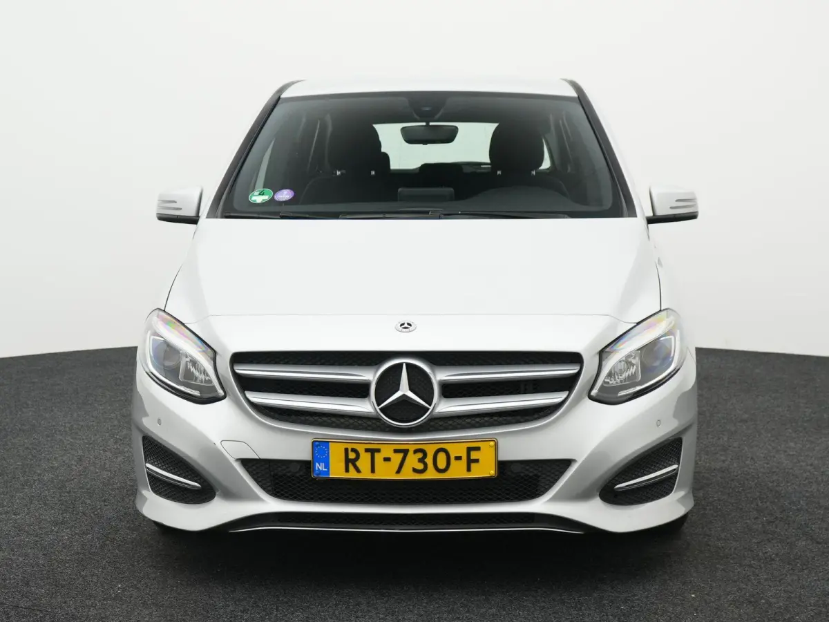 180 Business Solution | Navi  | Camera | Cruise | LED | 12 maand BOVAG Garantie! |