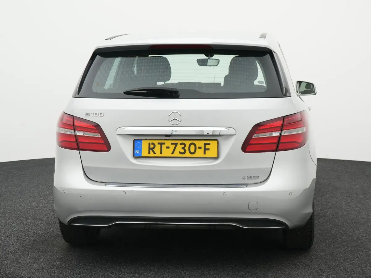 180 Business Solution | Navi  | Camera | Cruise | LED | 12 maand BOVAG Garantie! |