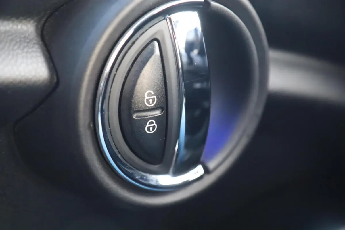 1.5 Automaat 136PK 🚗 | 29DKM 📉 | JCW Velgen 🛞 | CarPlay 📱 | Leder 🛋️ | 1e eigenaar