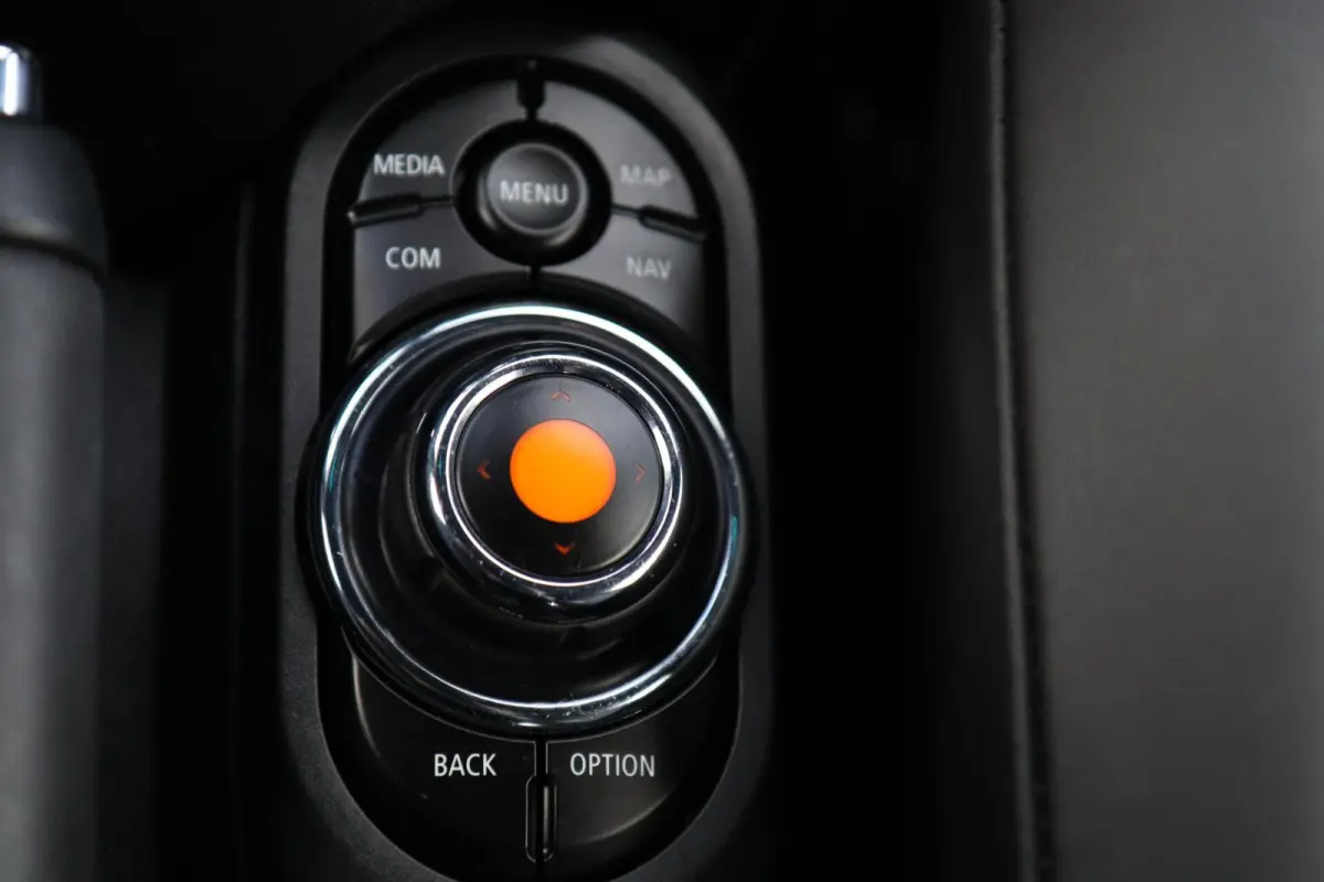 1.5 Automaat 136PK 🚗 | 29DKM 📉 | JCW Velgen 🛞 | CarPlay 📱 | Leder 🛋️ | 1e eigenaar