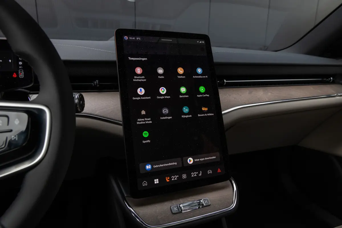 Single Motor Ext. R. Ultra Launch Edition 92 kWh 22" | Pilot Assist | Climate | Bowers & Wilkins | Luchtvering | Trekhaak | Geventileerde Massagestoelen | Head-up | Panoramadak| | 3D Camera 