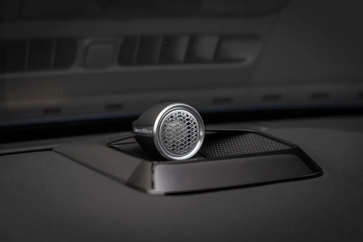 Single Motor Ext. R. Ultra Launch Edition 92 kWh 22" | Pilot Assist | Climate | Bowers & Wilkins | Luchtvering | Trekhaak | Geventileerde Massagestoelen | Head-up | Panoramadak| | 3D Camera 