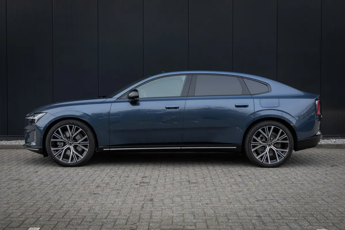 Single Motor Ext. R. Ultra Launch Edition 92 kWh 22" | Pilot Assist | Climate | Bowers & Wilkins | Luchtvering | Trekhaak | Geventileerde Massagestoelen | Head-up | Panoramadak| | 3D Camera 