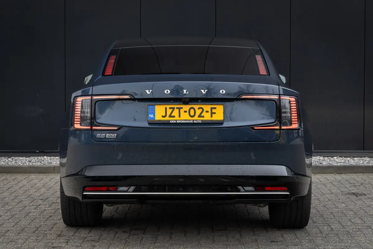 Single Motor Ext. R. Ultra Launch Edition 92 kWh 22" | Pilot Assist | Climate | Bowers & Wilkins | Luchtvering | Trekhaak | Geventileerde Massagestoelen | Head-up | Panoramadak| | 3D Camera 