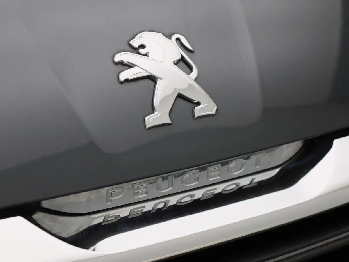 1.0 12V E-VTI 68PK 5DR | Airconditioning | Bluetooth |