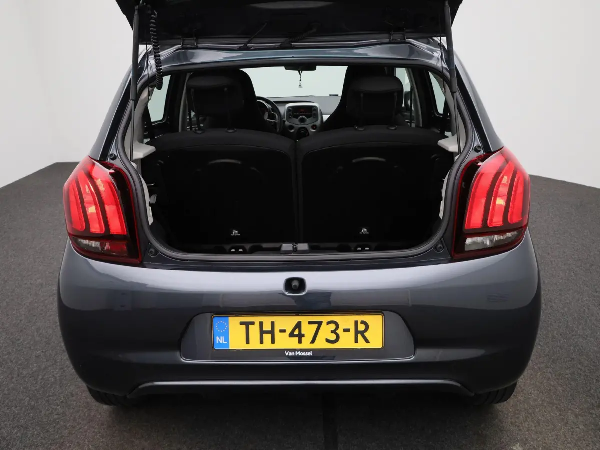 1.0 12V E-VTI 68PK 5DR | Airconditioning | Bluetooth |