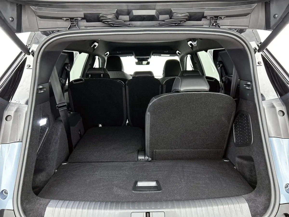 GT Avantage 73 kWh 210pk Automaat | 8 JAAR GARANTIE | Trekhaak | 360 Camera | Elektrische Achterklep | Alcantara Bekleding | Navigatie | Climate Control | Adaptieve Cruise Control | Full-LED