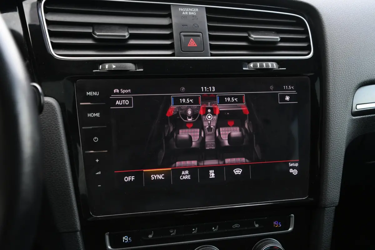 2.0 TSI GTI Performance PANO | LED | CARPLAY