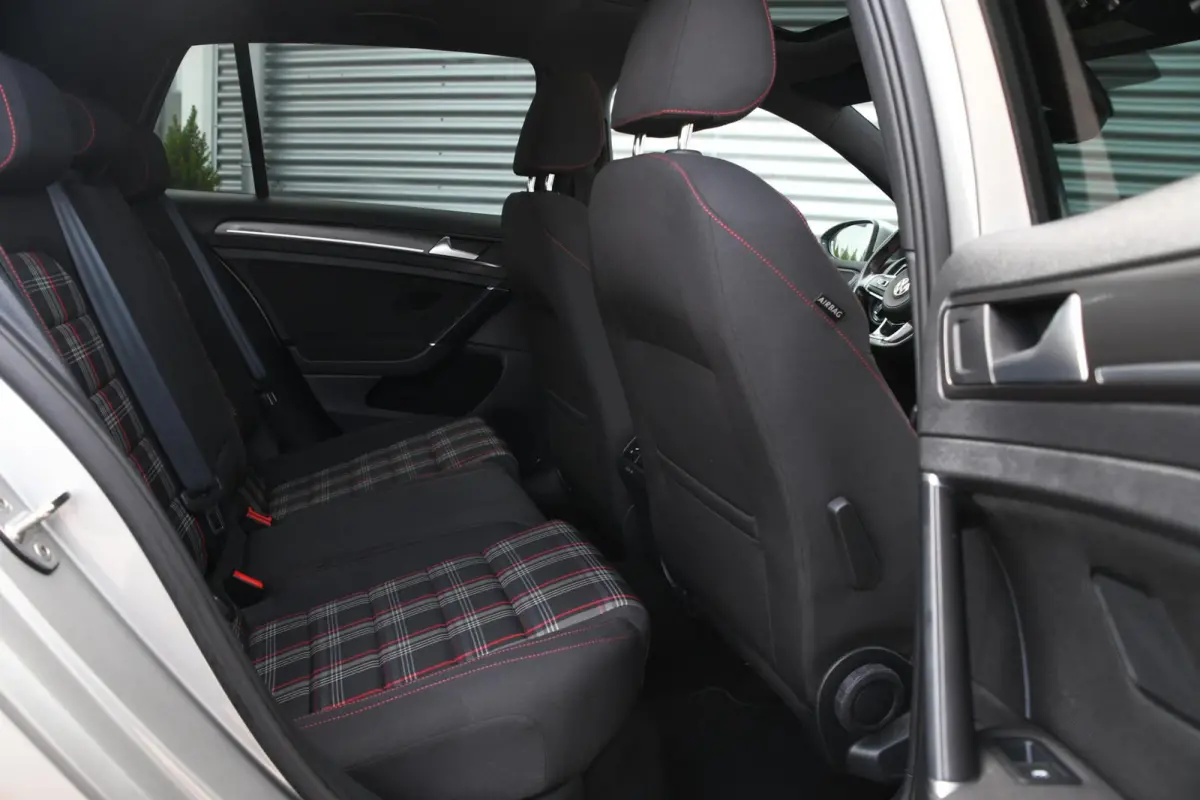 2.0 TSI GTI Performance PANO | LED | CARPLAY