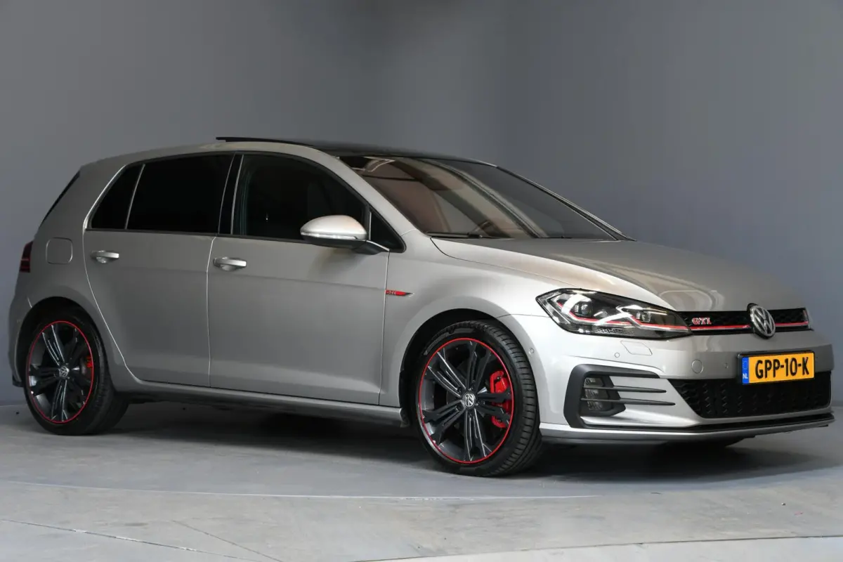 2.0 TSI GTI Performance PANO | LED | CARPLAY