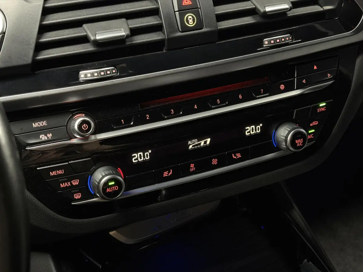 xDrive20i High Exec. |M-SPORT|LEDER|MEMORY|KEYLESS|20"