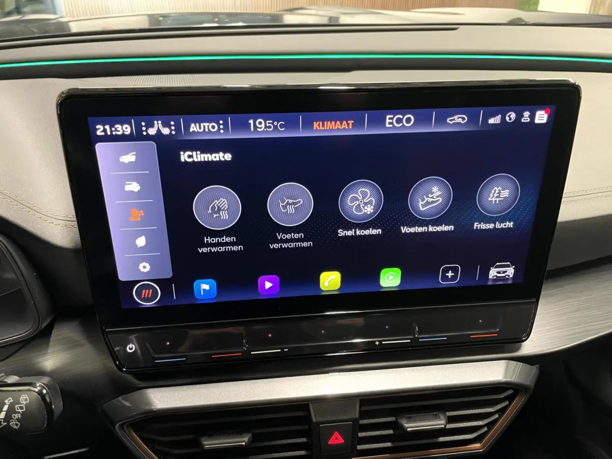1.4 e-Hybrid VZ 245 PK/ Camera/ CarPlay/ 19''LMV/ Matrix LED