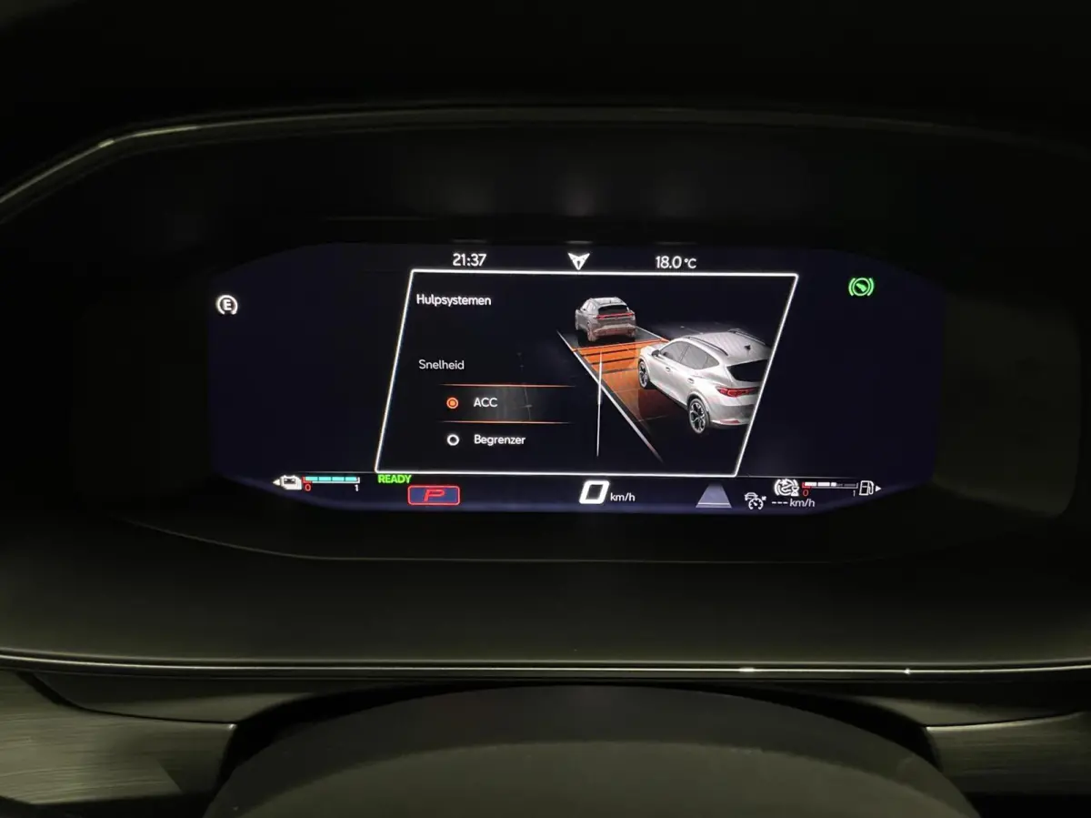 1.4 e-Hybrid VZ 245 PK/ Camera/ CarPlay/ 19''LMV/ Matrix LED