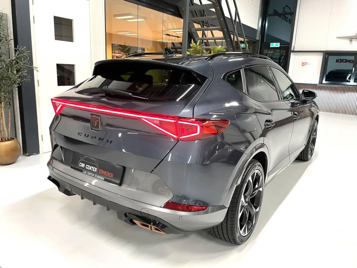 1.4 e-Hybrid VZ 245 PK/ Camera/ CarPlay/ 19''LMV/ Matrix LED