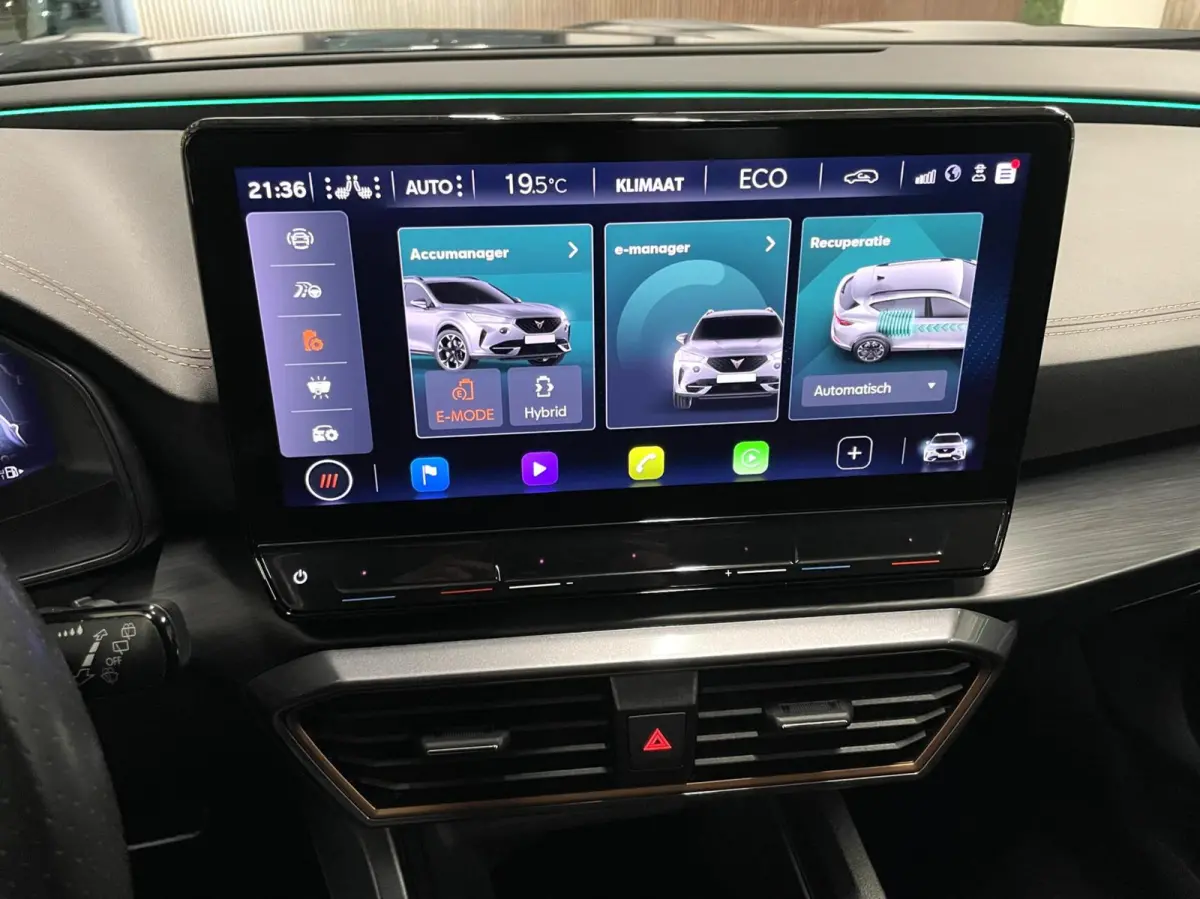 1.4 e-Hybrid VZ 245 PK/ Camera/ CarPlay/ 19''LMV/ Matrix LED