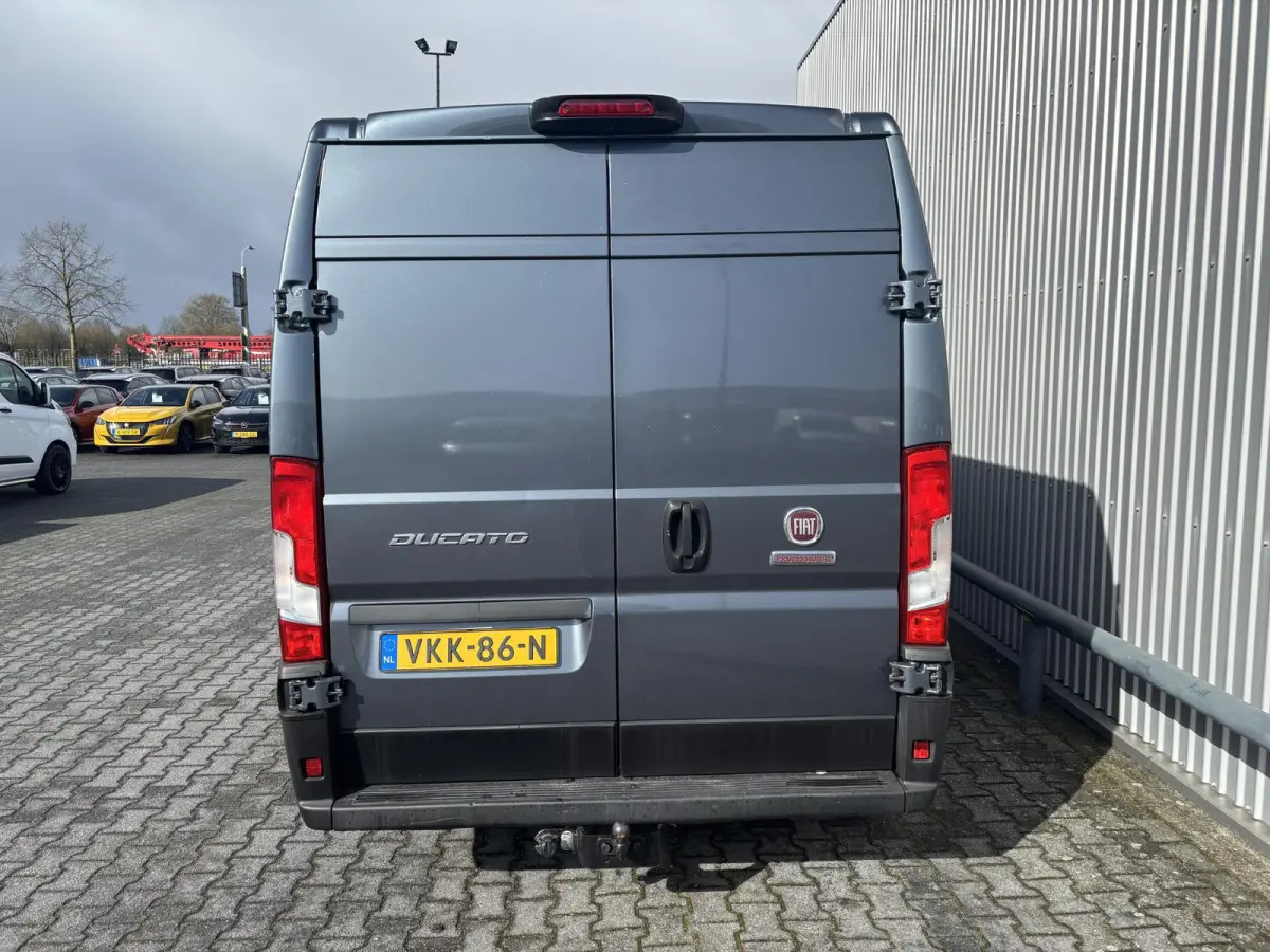 30 2.3 MJ L2H2*3PERS*ECC*CRUISE*NAVI*CAMERA*HAAK*