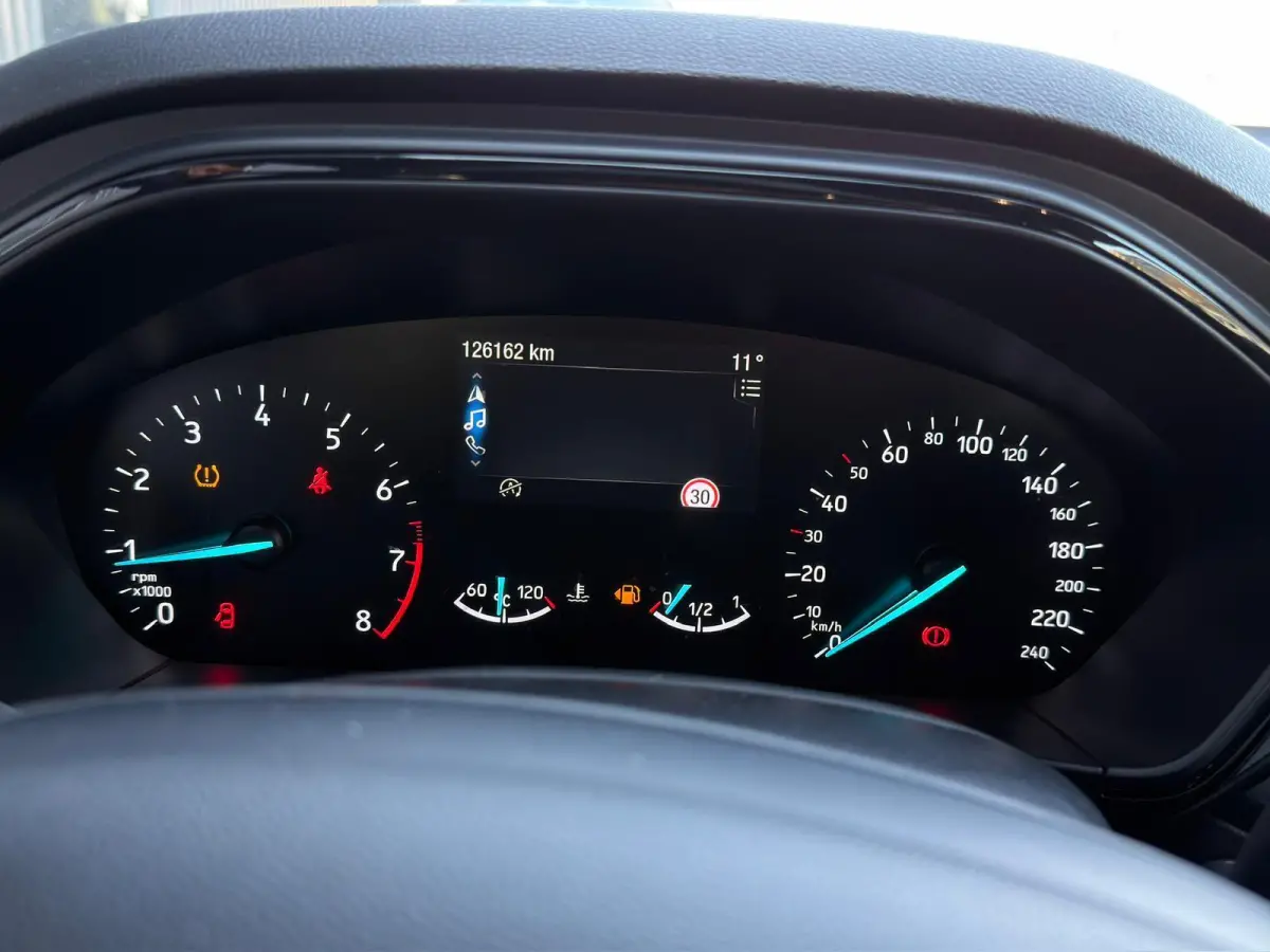 1.0 EcoBoost ST Line Business