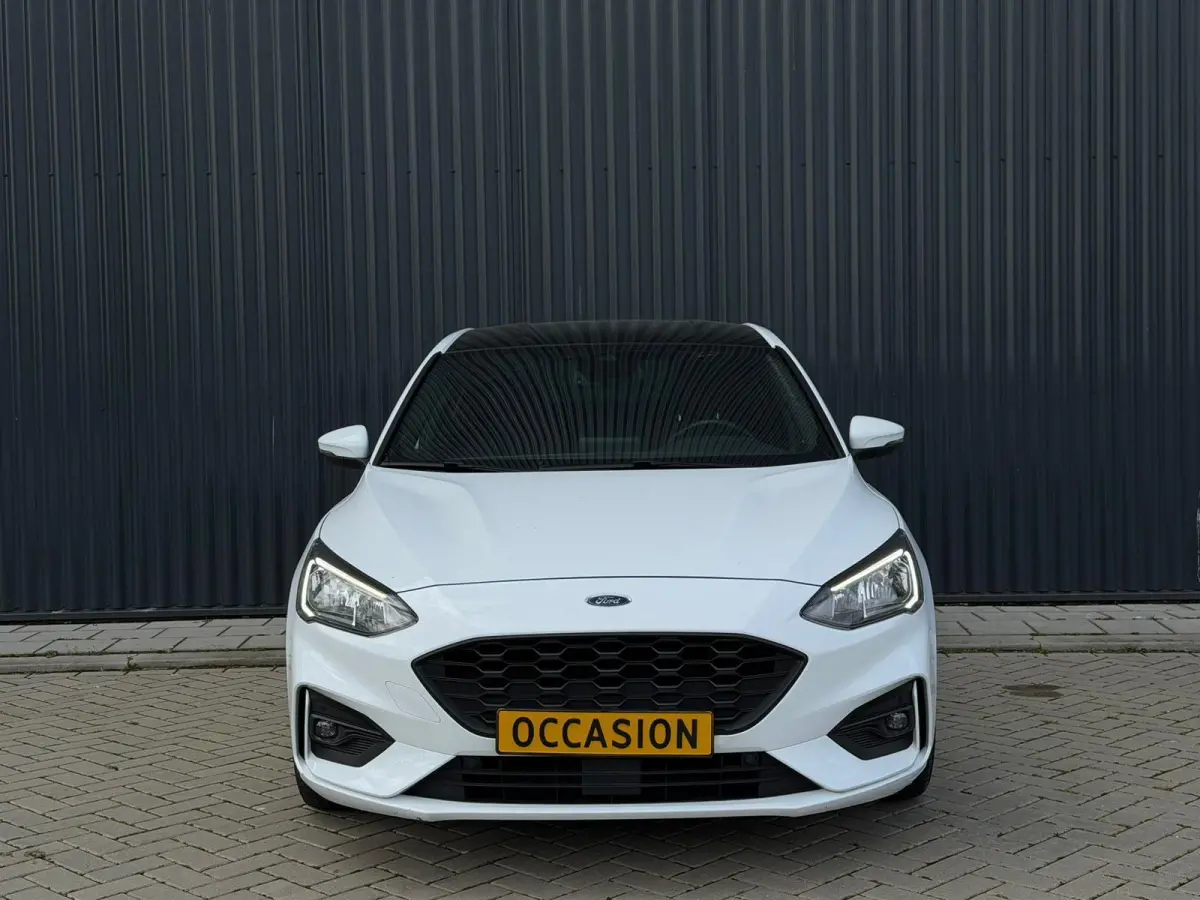 1.0 EcoBoost ST Line Business