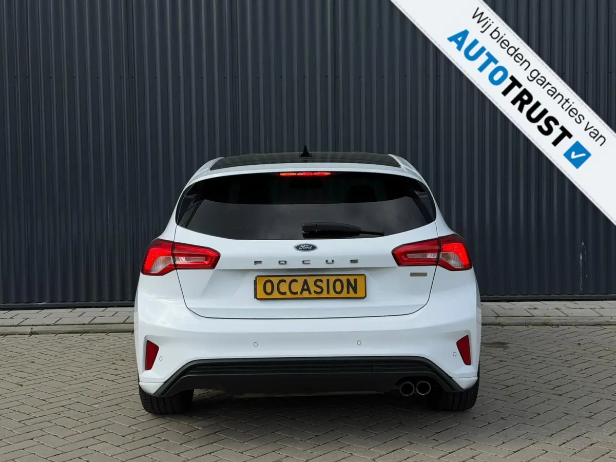 1.0 EcoBoost ST Line Business
