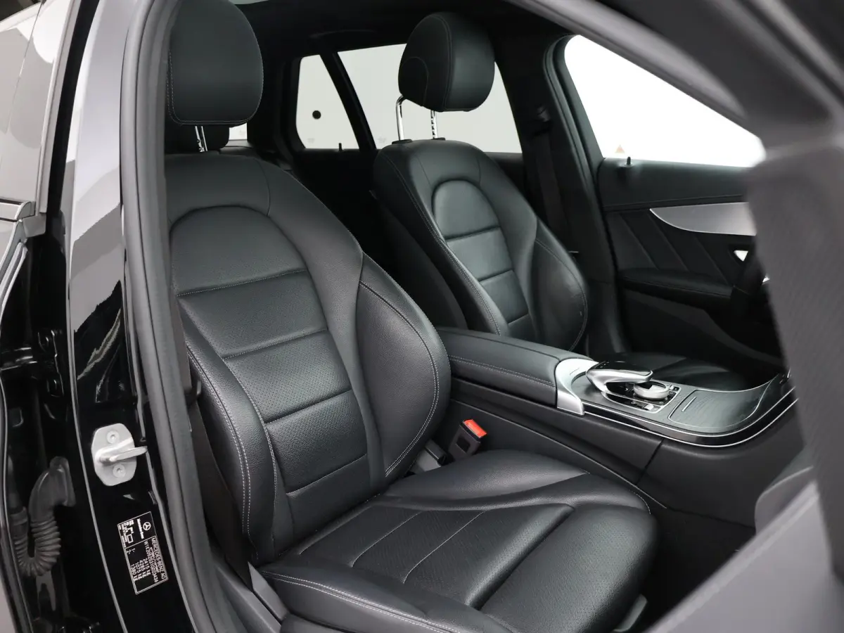 300e 320 PK PLUG-IN - AMG NIGHT + BURMESTER | LUCHTVERING | PANORAMA | DISTRONIC+ | SFEERVERL.