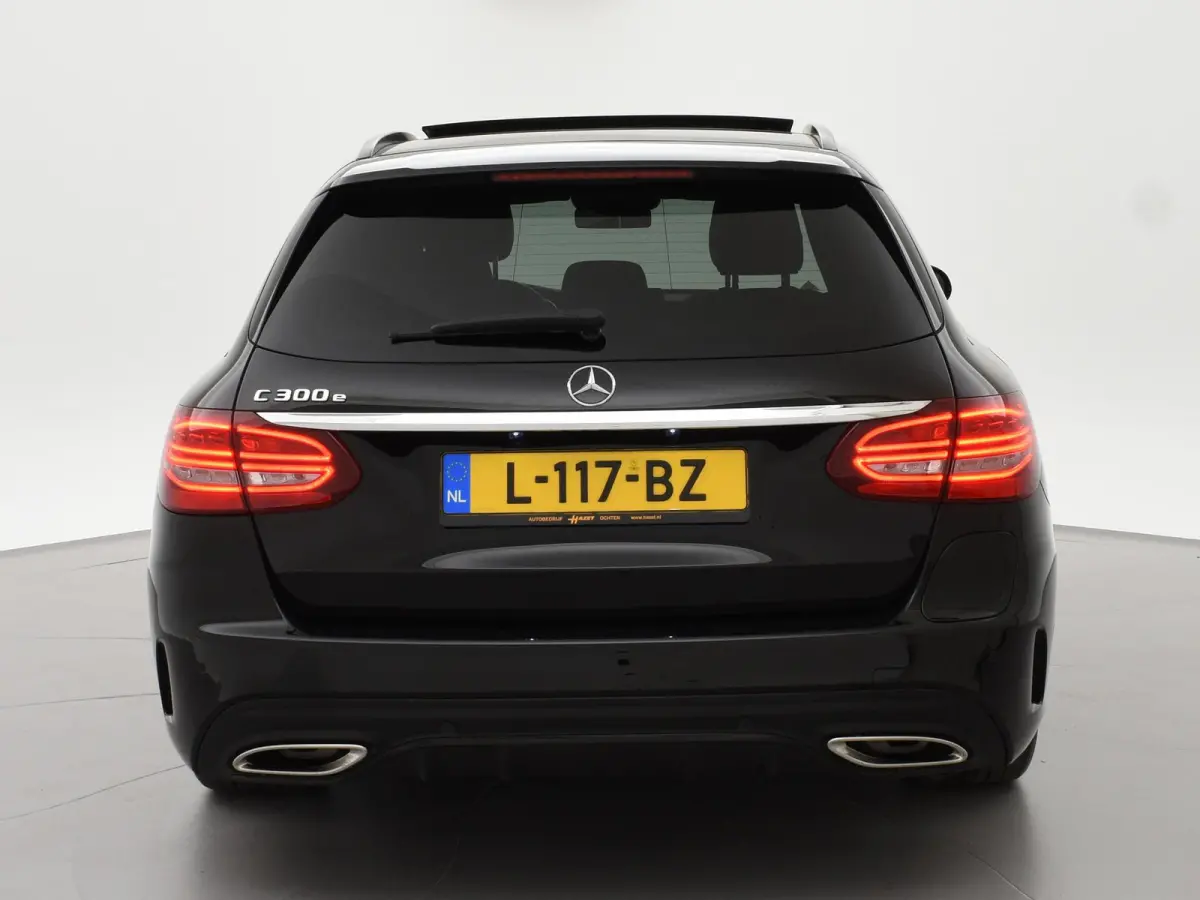 300e 320 PK PLUG-IN - AMG NIGHT + BURMESTER | LUCHTVERING | PANORAMA | DISTRONIC+ | SFEERVERL.