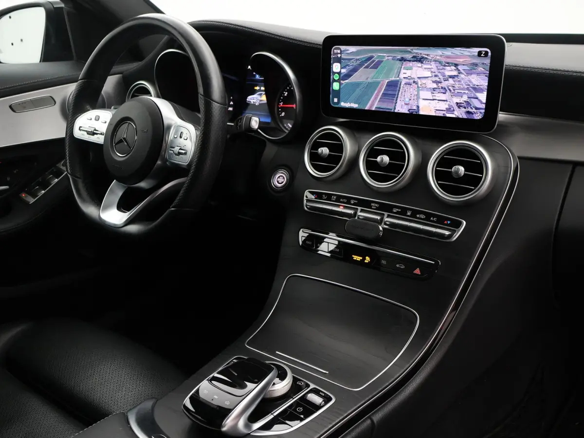 300e 320 PK PLUG-IN - AMG NIGHT + BURMESTER | LUCHTVERING | PANORAMA | DISTRONIC+ | SFEERVERL.