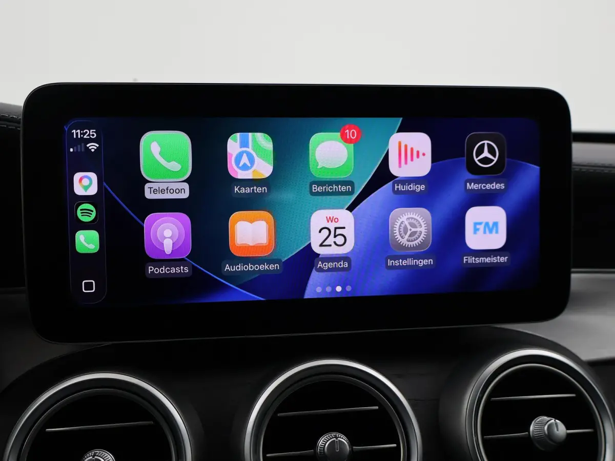 300e 320 PK PLUG-IN - AMG NIGHT + BURMESTER | LUCHTVERING | PANORAMA | DISTRONIC+ | SFEERVERL.