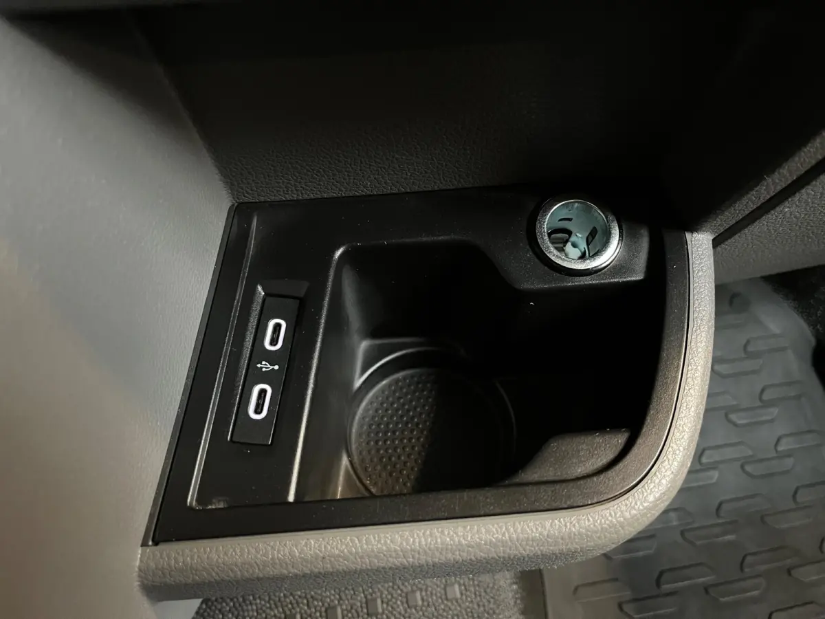 4Motion 4x4 L2H1 DSG Automaat Servicewagen 2.0 TDI 150PK euro6, Inrichting, V230, Trekhaak, RIJKLAARPRIJS!
