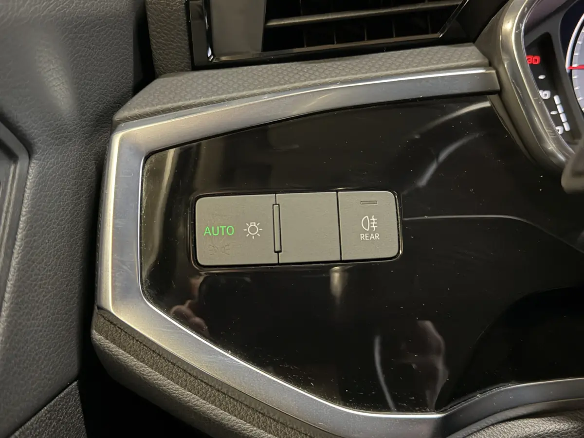35 TFSI Advanced | Panoramadak | Elektr. trekhaak | Sfeerverlichting | B&O | Camera | Full LED | Carplay