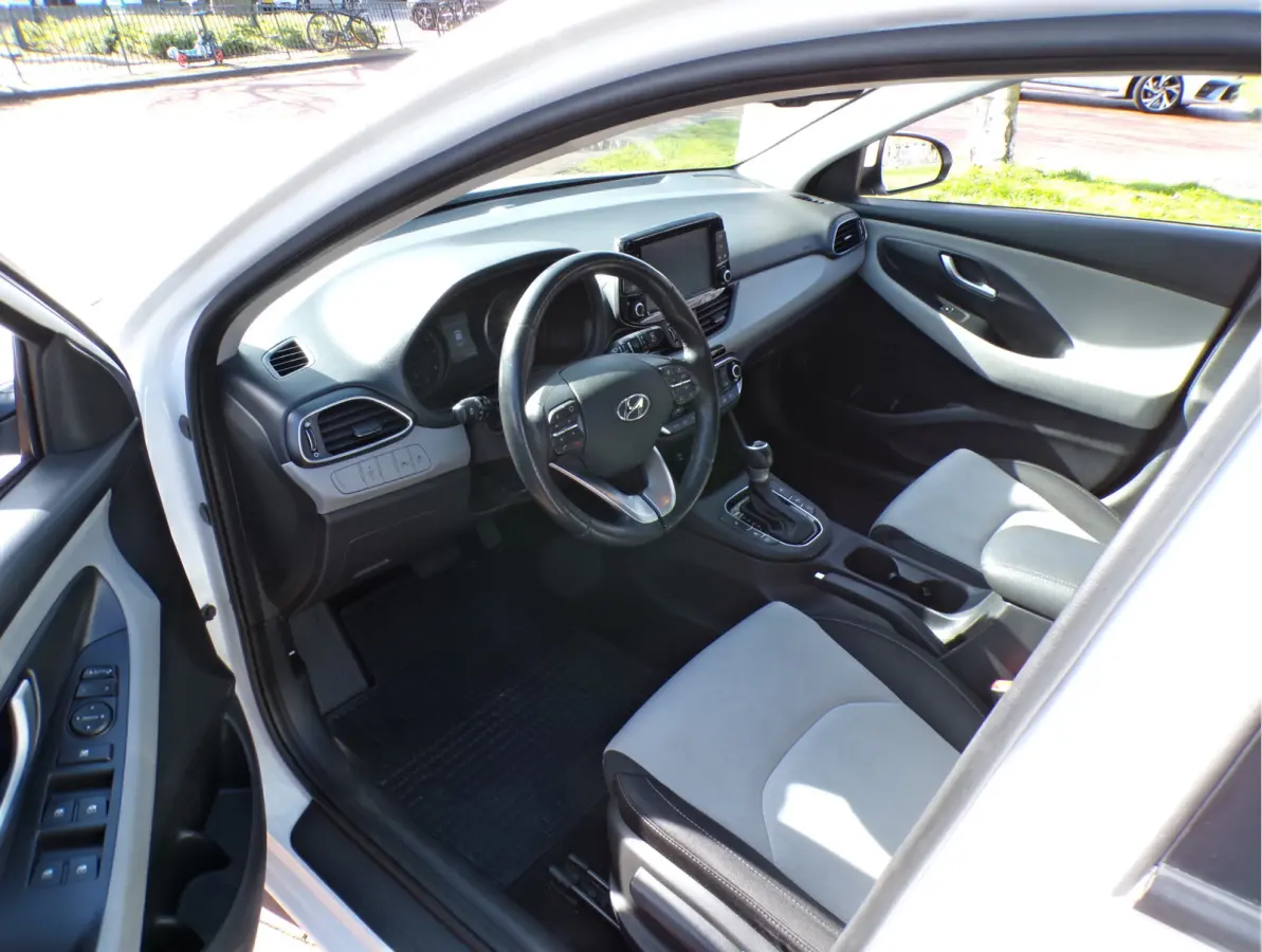 1.4 T-GDI Premium AUTOMAAT APPLE CARPLAY .......