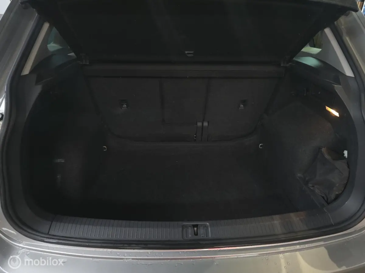 1.4 TSI ACT Business R/ Acc/ Carplay / Led