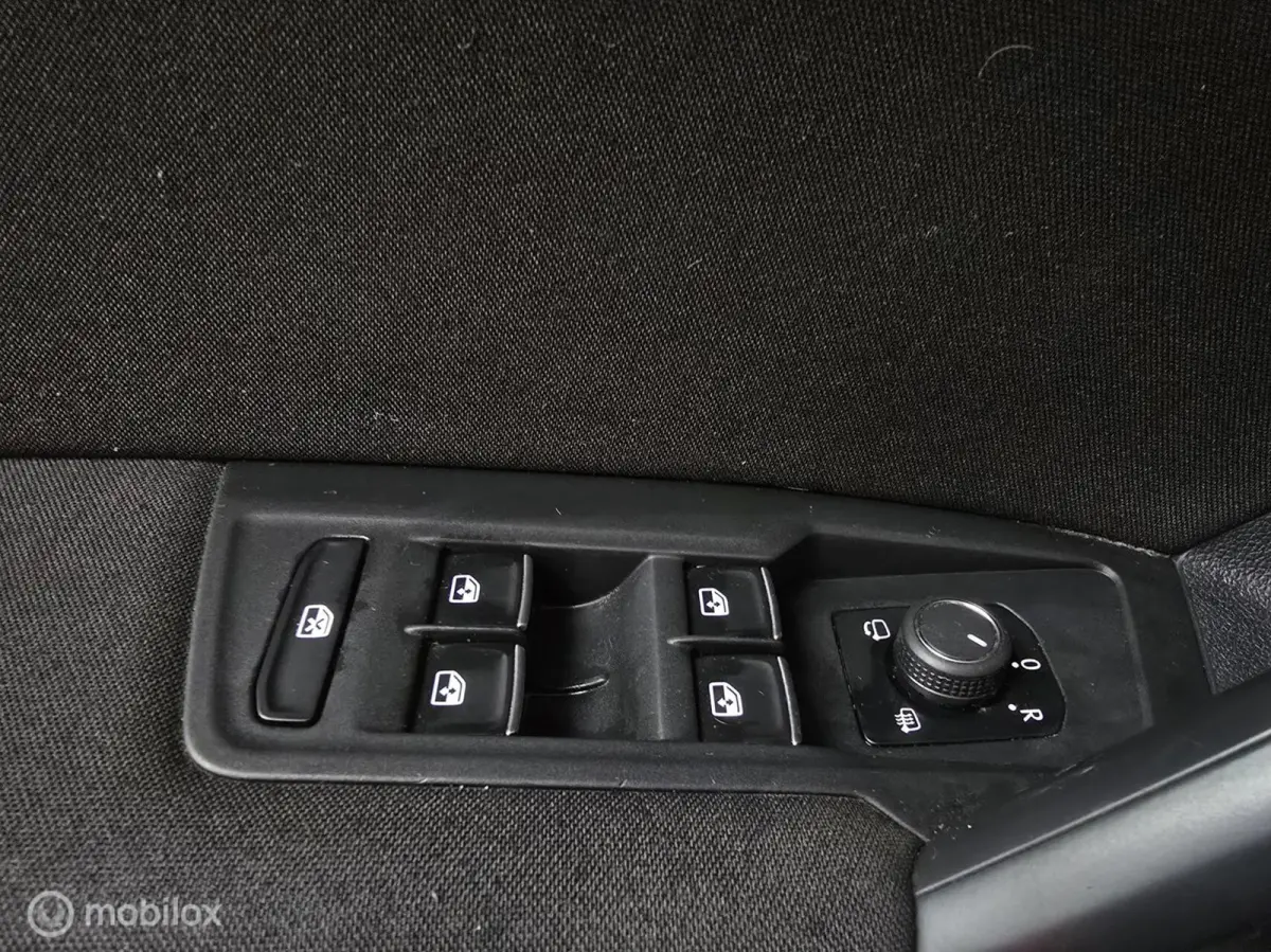 1.4 TSI ACT Business R/ Acc/ Carplay / Led