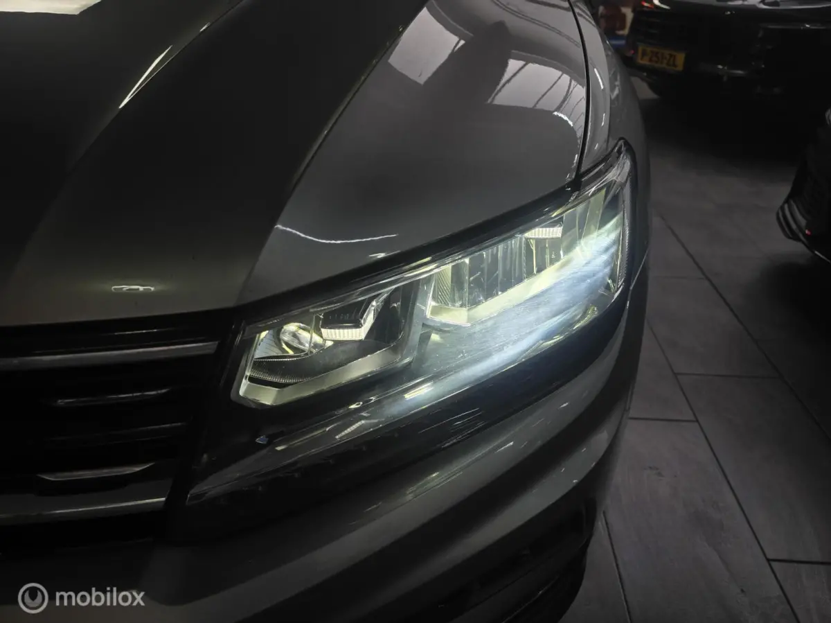 1.4 TSI ACT Business R/ Acc/ Carplay / Led