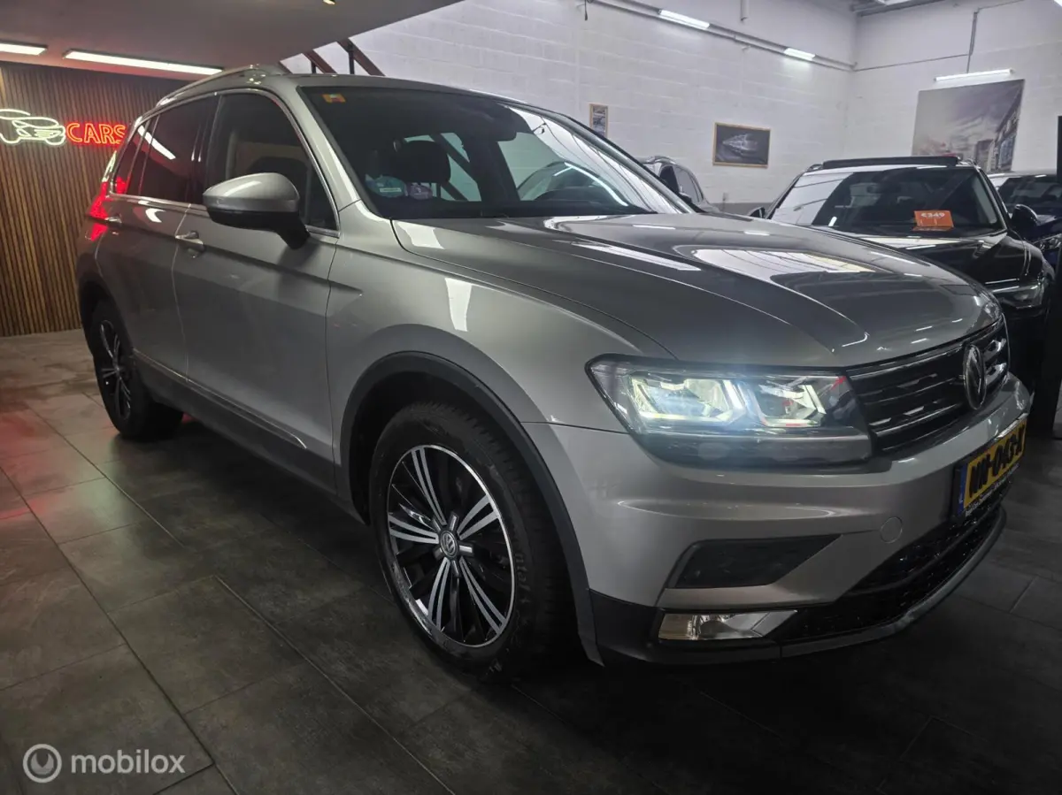 1.4 TSI ACT Business R/ Acc/ Carplay / Led