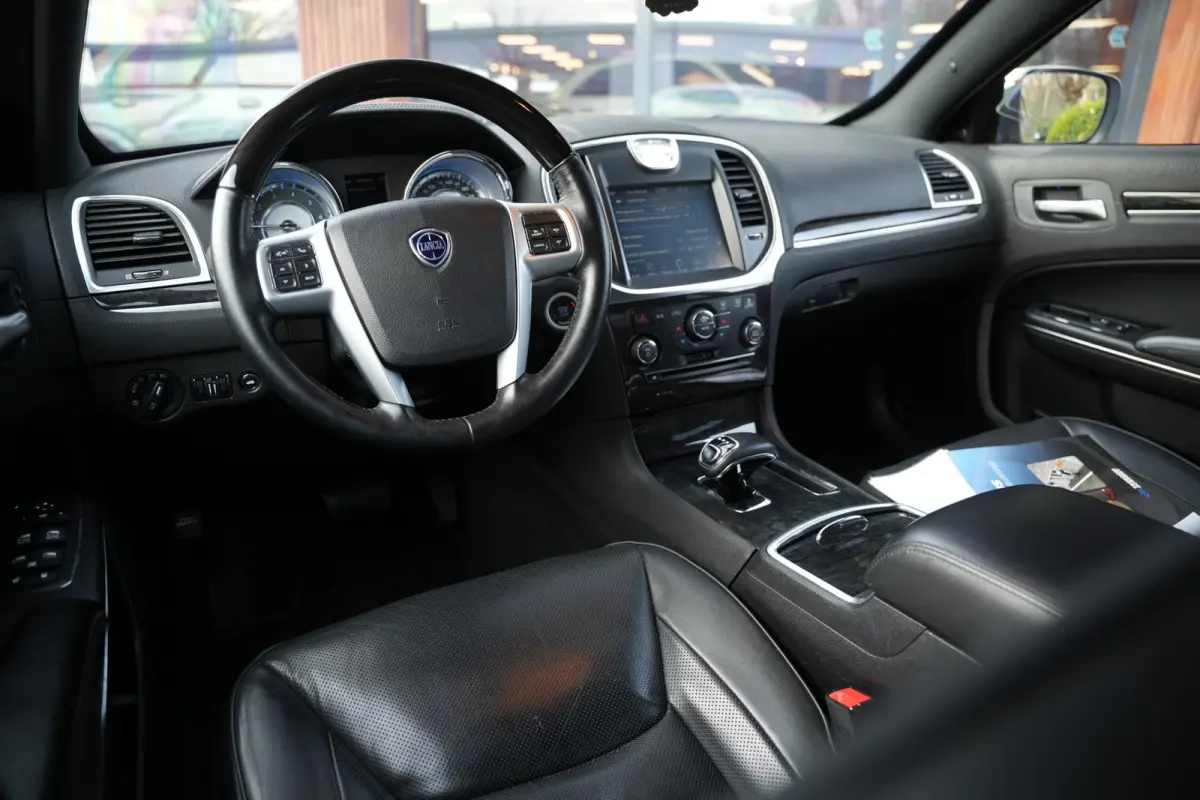 3.6 V6 Platinum Gepantserd / Armoured B4 BULLETPROOF Leer Camera