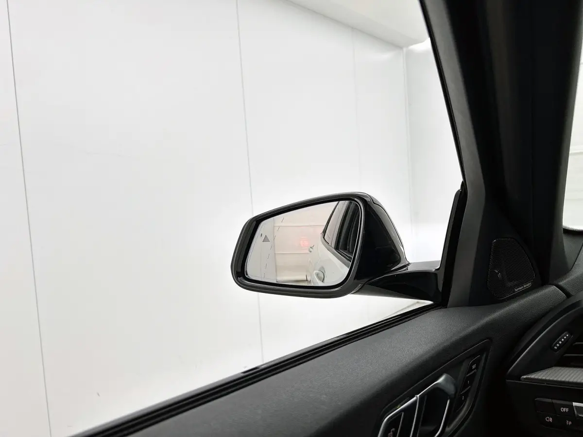 128ti High Executive M-Sport AANBIEDING! (Goed OnderH, Carplay, Navi, Stoel/ Stuur VerW, Camera, Addapt Cruise, Etc)