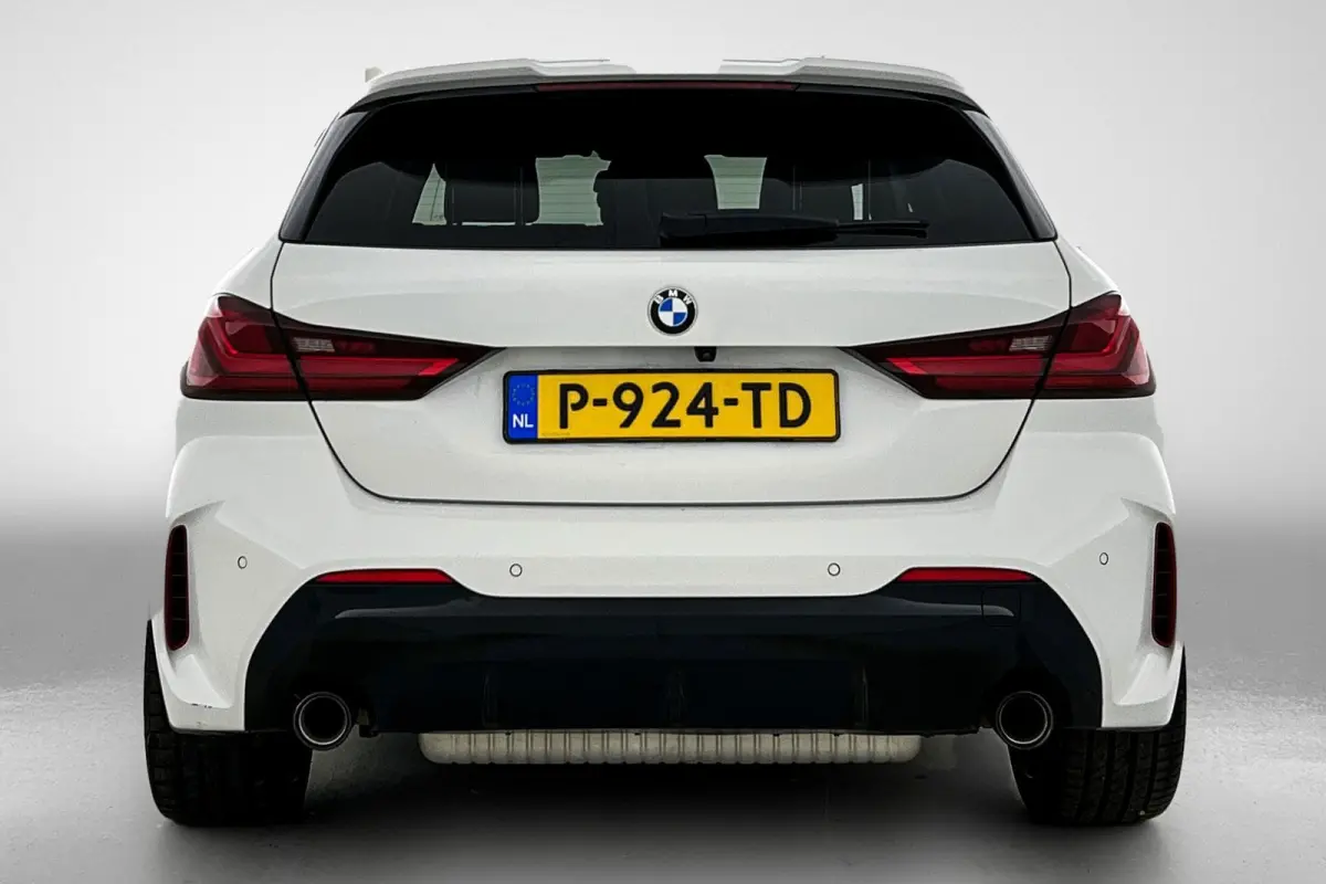 128ti High Executive M-Sport AANBIEDING! (Goed OnderH, Carplay, Navi, Stoel/ Stuur VerW, Camera, Addapt Cruise, Etc)