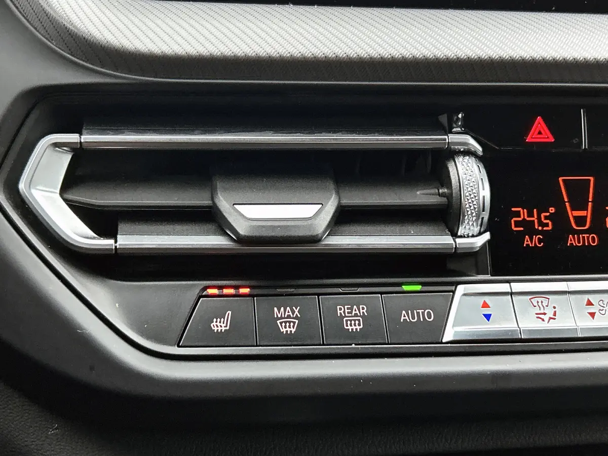 128ti High Executive M-Sport AANBIEDING! (Goed OnderH, Carplay, Navi, Stoel/ Stuur VerW, Camera, Addapt Cruise, Etc)