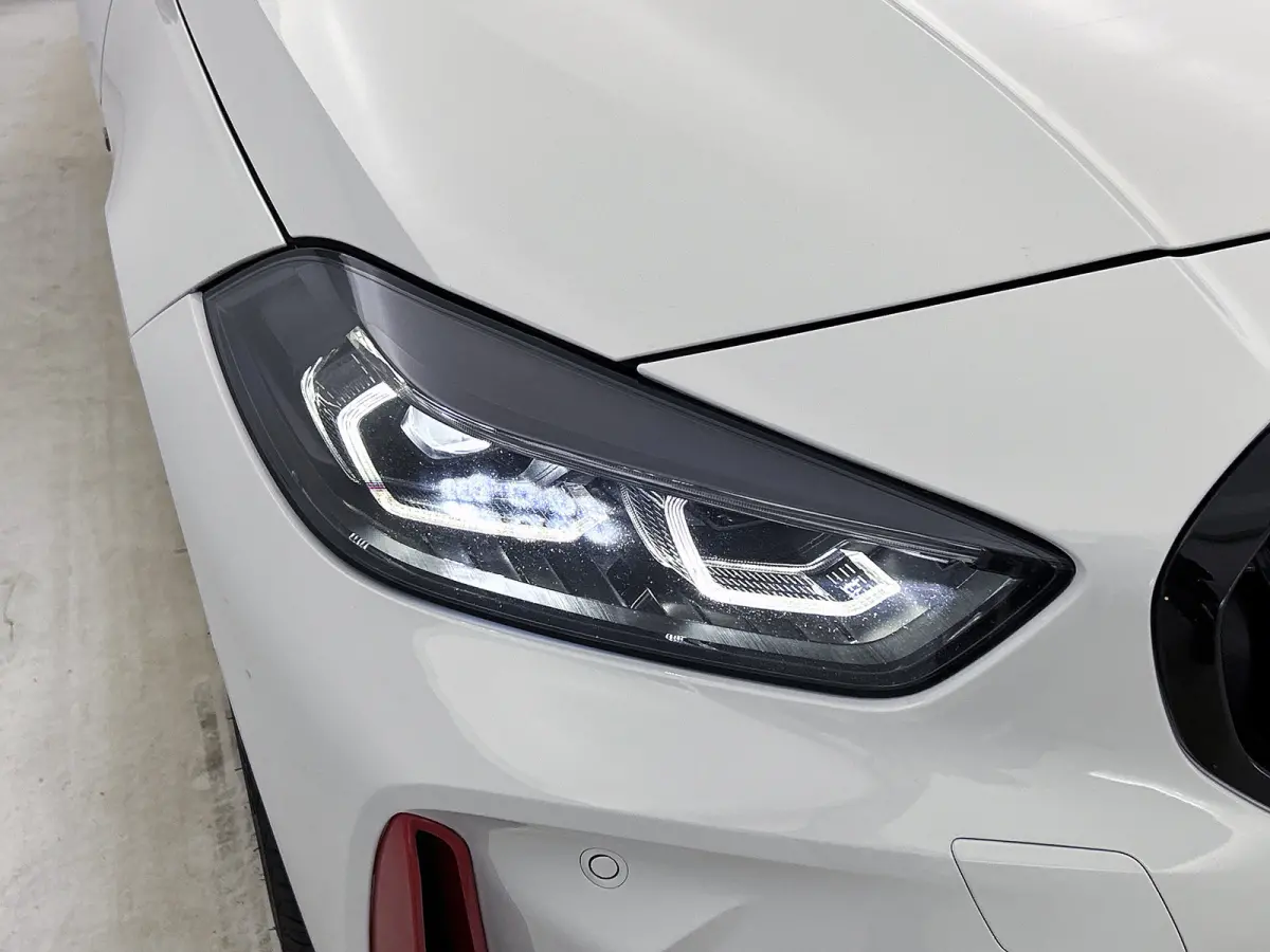 128ti High Executive M-Sport AANBIEDING! (Goed OnderH, Carplay, Navi, Stoel/ Stuur VerW, Camera, Addapt Cruise, Etc)