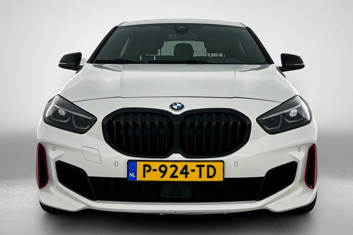 128ti High Executive M-Sport AANBIEDING! (Goed OnderH, Carplay, Navi, Stoel/ Stuur VerW, Camera, Addapt Cruise, Etc)