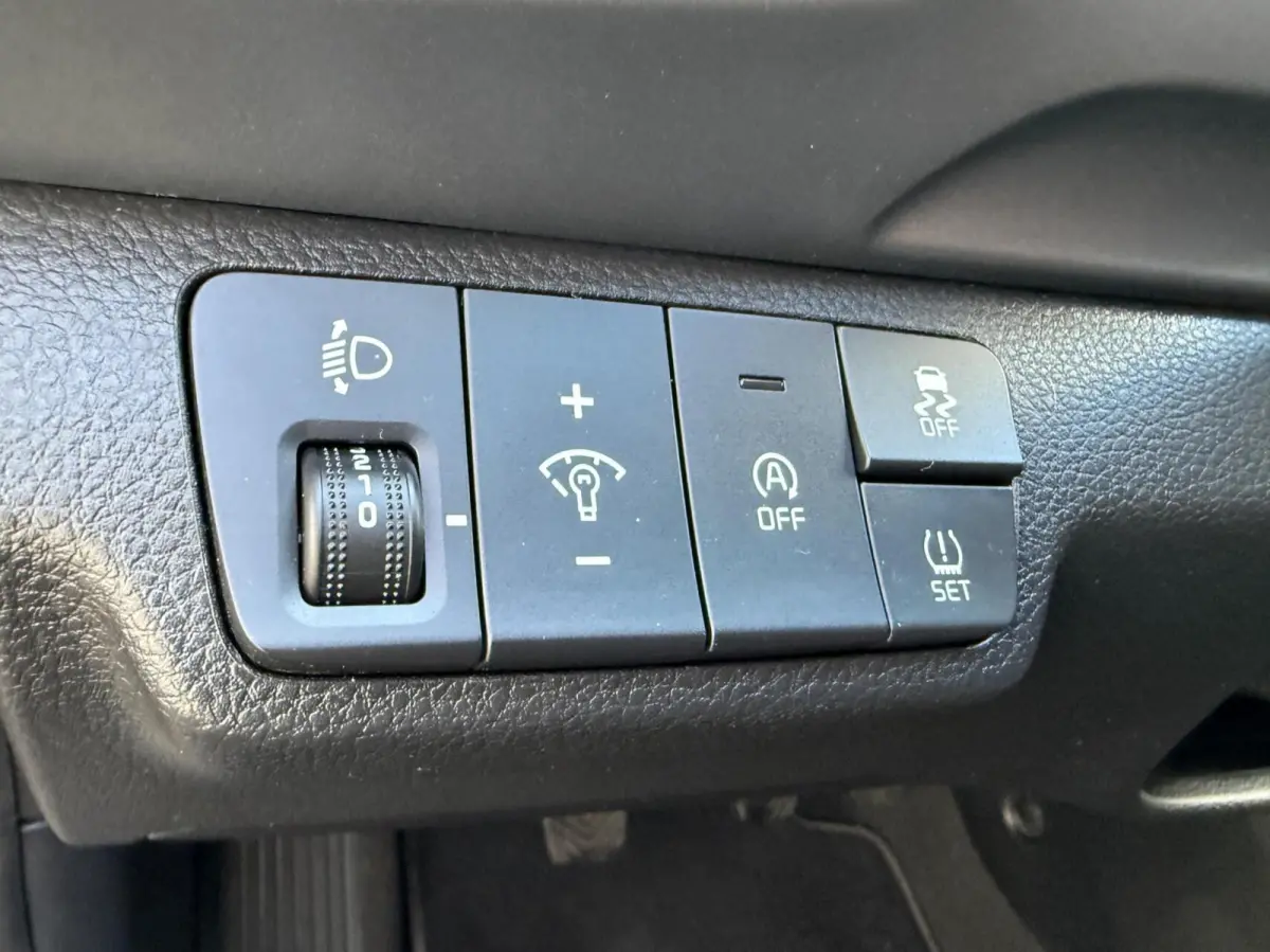 1.0 T-GDi MHEV DynamicLine CARPLAY/ECC *ALL-IN PRIJS*