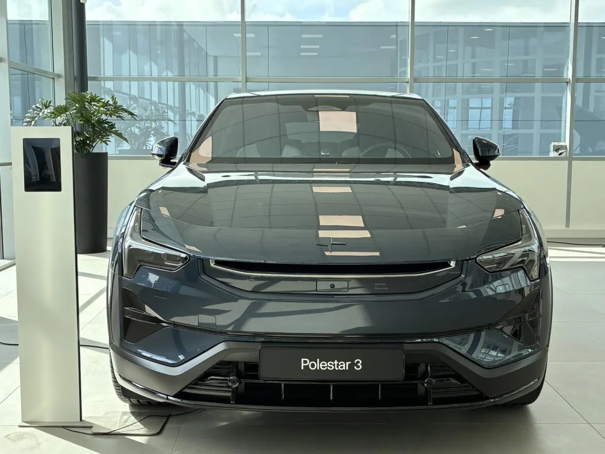 Long range Dual motor Pilot Plus 111 kWh |Bowers & Wilkins | Massage | HUD | Luchtvering | 21 Inch |