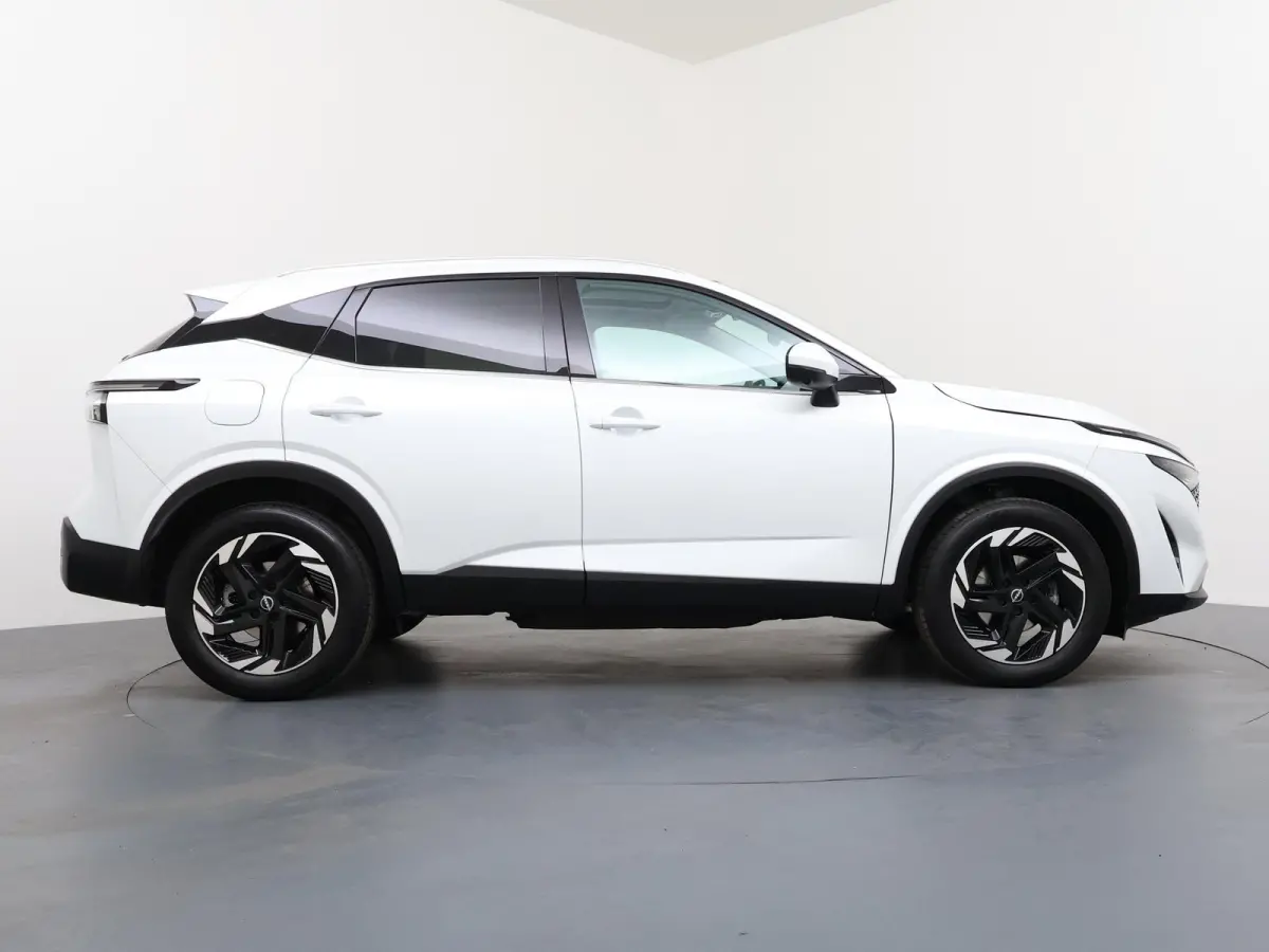 1.3 MHEV Xtronic N-Connecta | AUTOMAAT | Panoramadak | Stoel-, Stuur- & Voorruitverw. |