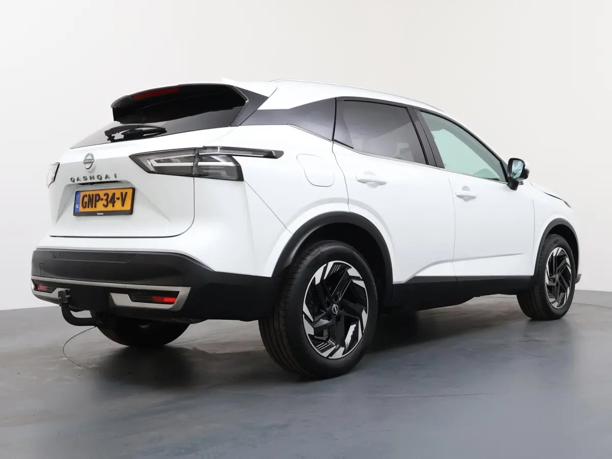 1.3 MHEV Xtronic N-Connecta | AUTOMAAT | Panoramadak | Stoel-, Stuur- & Voorruitverw. |